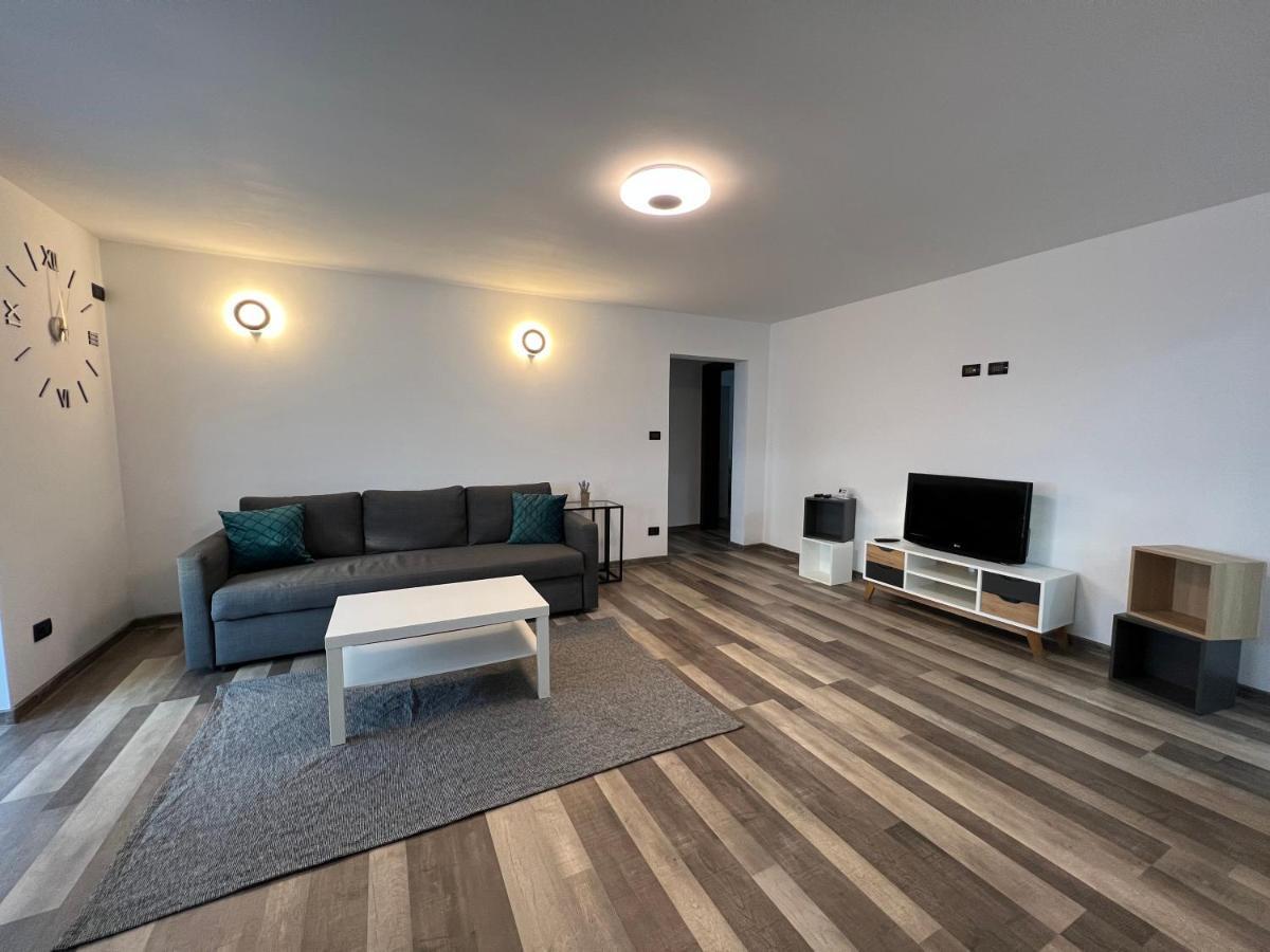 Sunny Luxury Home G. Enescu Suceava Extérieur photo